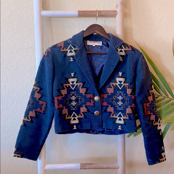 Carlain Coast Jackets & Blazers - Carlain Coast vintage Aztec print crop blazer